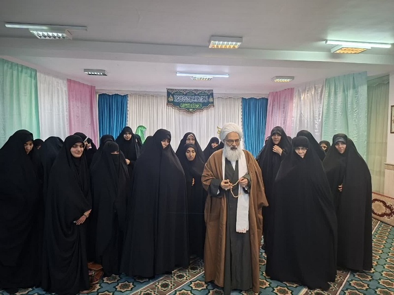 معیار مفید بودن علم، افزایش میزان ایثار در زندگی است