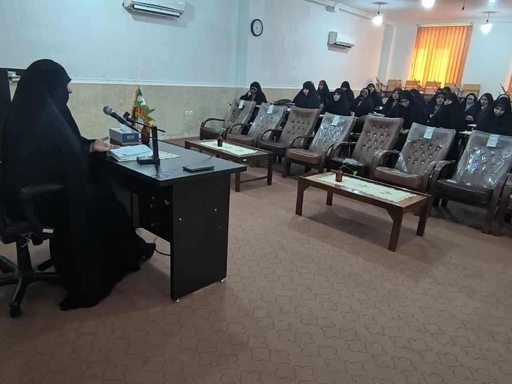 عمل صالح، توبه بهموقع و پرهیز از نفاق، لازمهی ولایتمداری و تقوای درونی است