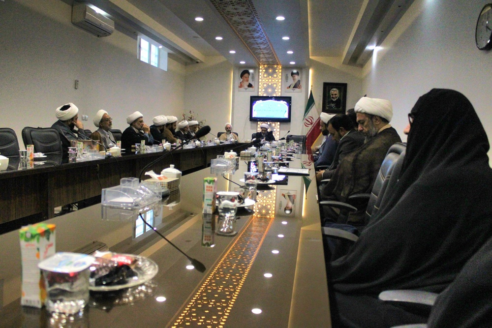 تودیع و معارفه مدیرکل مرکز خدمات حوزه های علمیه کرمان