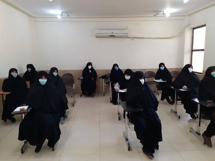برگزاری نشست عفاف و حجاب و تبلیغ مدرسه علمیه الزهرا(س) دزفول