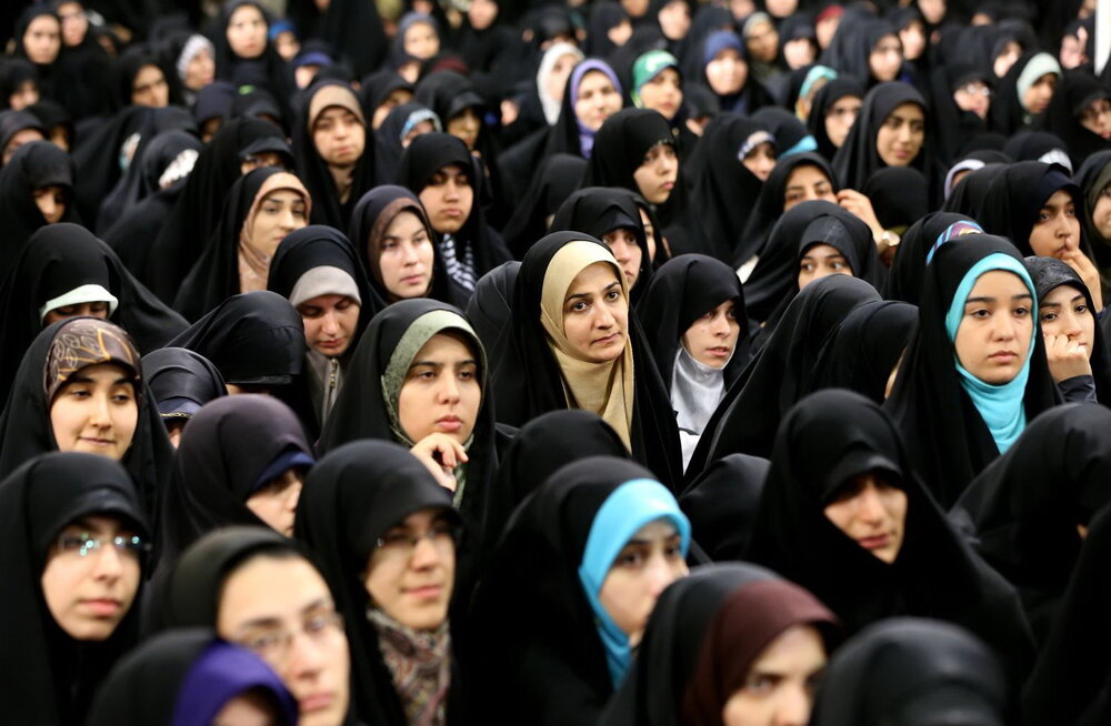 توجه ویژه اسلام به حقوق زنان و ارتقاء جایگاه آنان در جامعه