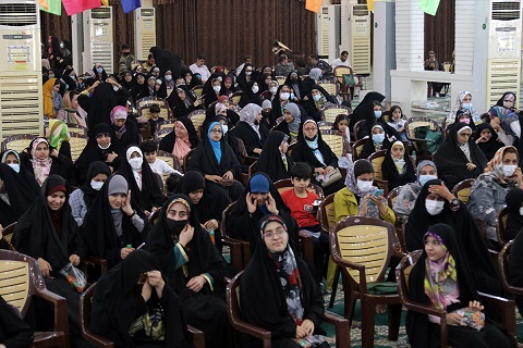 «دختران بهشتی» میلاد فرخنده حضرت معصومه(س) را در مصلای بوشهر جشن گرفتند