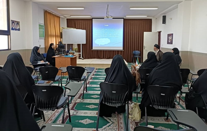 برگزاری کرسی آزاداندیشی در مدرسه علمیه صدیقه طاهره(س) نوشهر