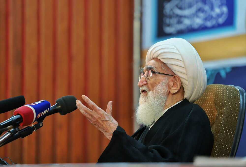دشمن همیشه در کمین ما است/ پیرو مکتب امام خمینی(ره) از جنگ و جهاد خسته نمی‌شود